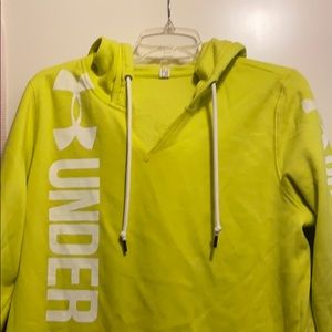 Under Armour favorite fleece hoodie like new
